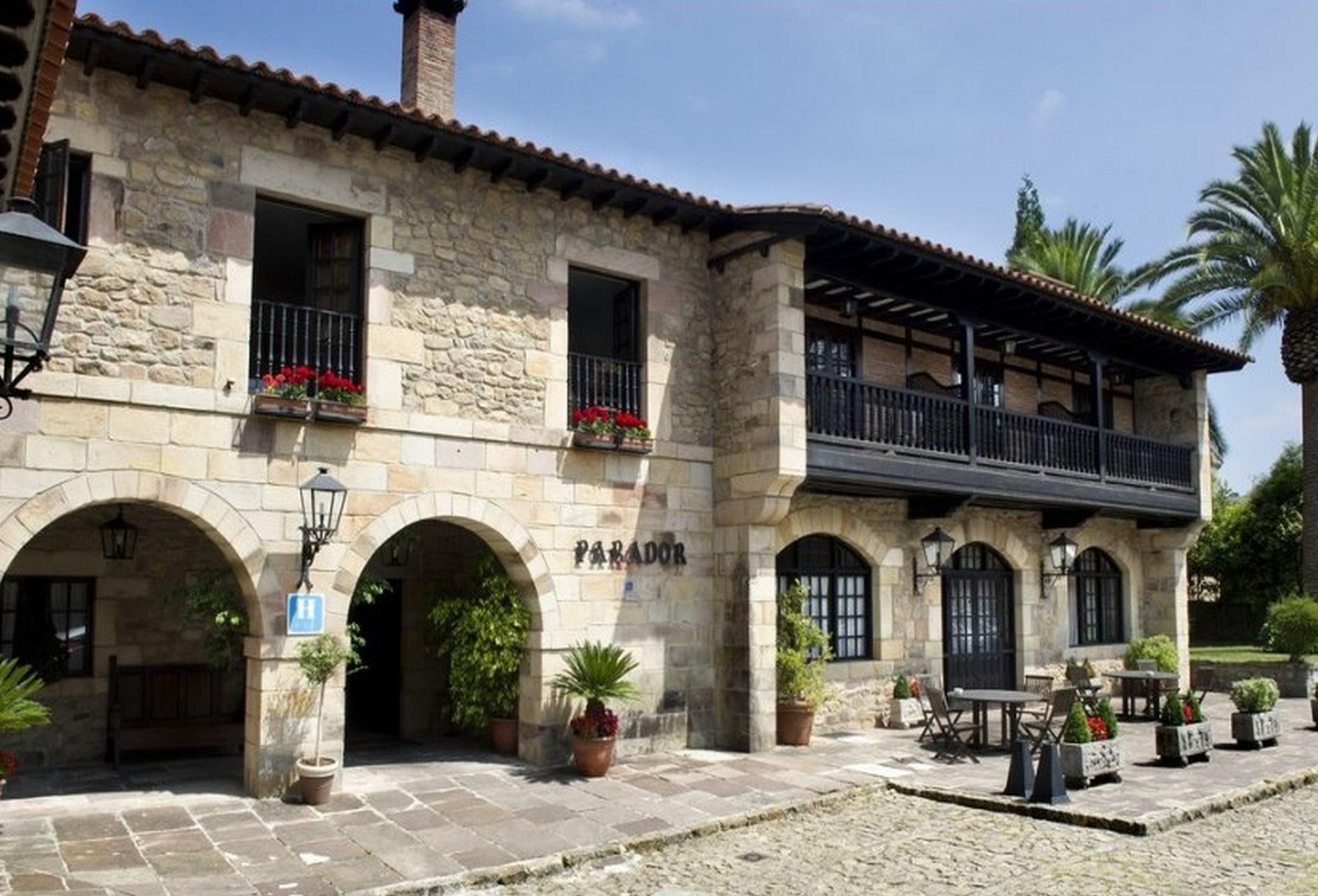 Parador De Santillana Del Mar Zewnętrze zdjęcie