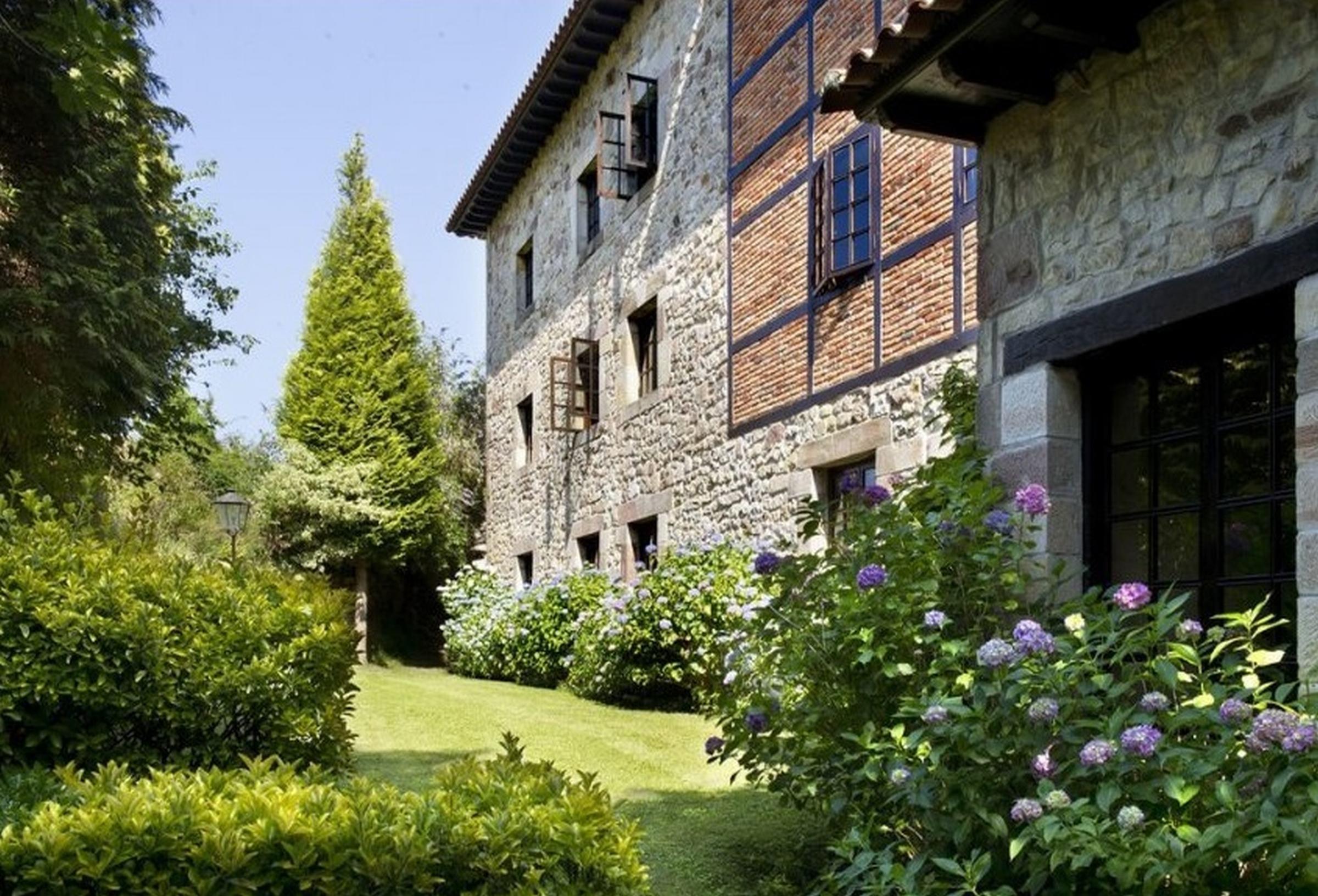 Parador De Santillana Del Mar Zewnętrze zdjęcie